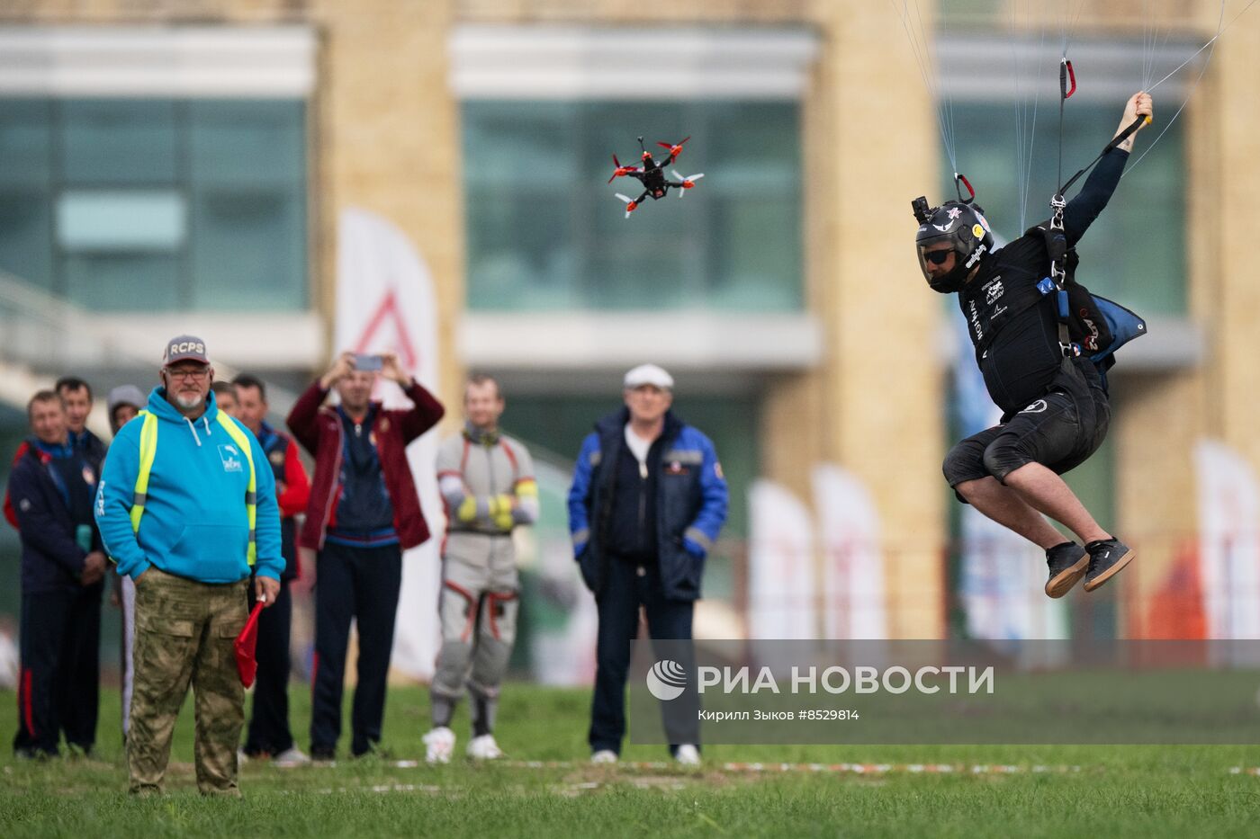 Чемпионат по парашютному спорту в Гудермесе