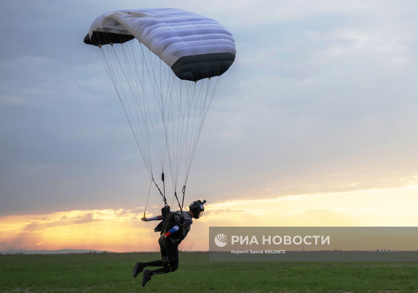 Чемпионат по парашютному спорту в Гудермесе
