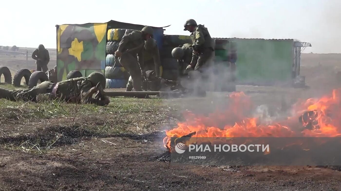 Министр обороны С. Шойгу проверил организацию боевой подготовки на полигонах ЮВО