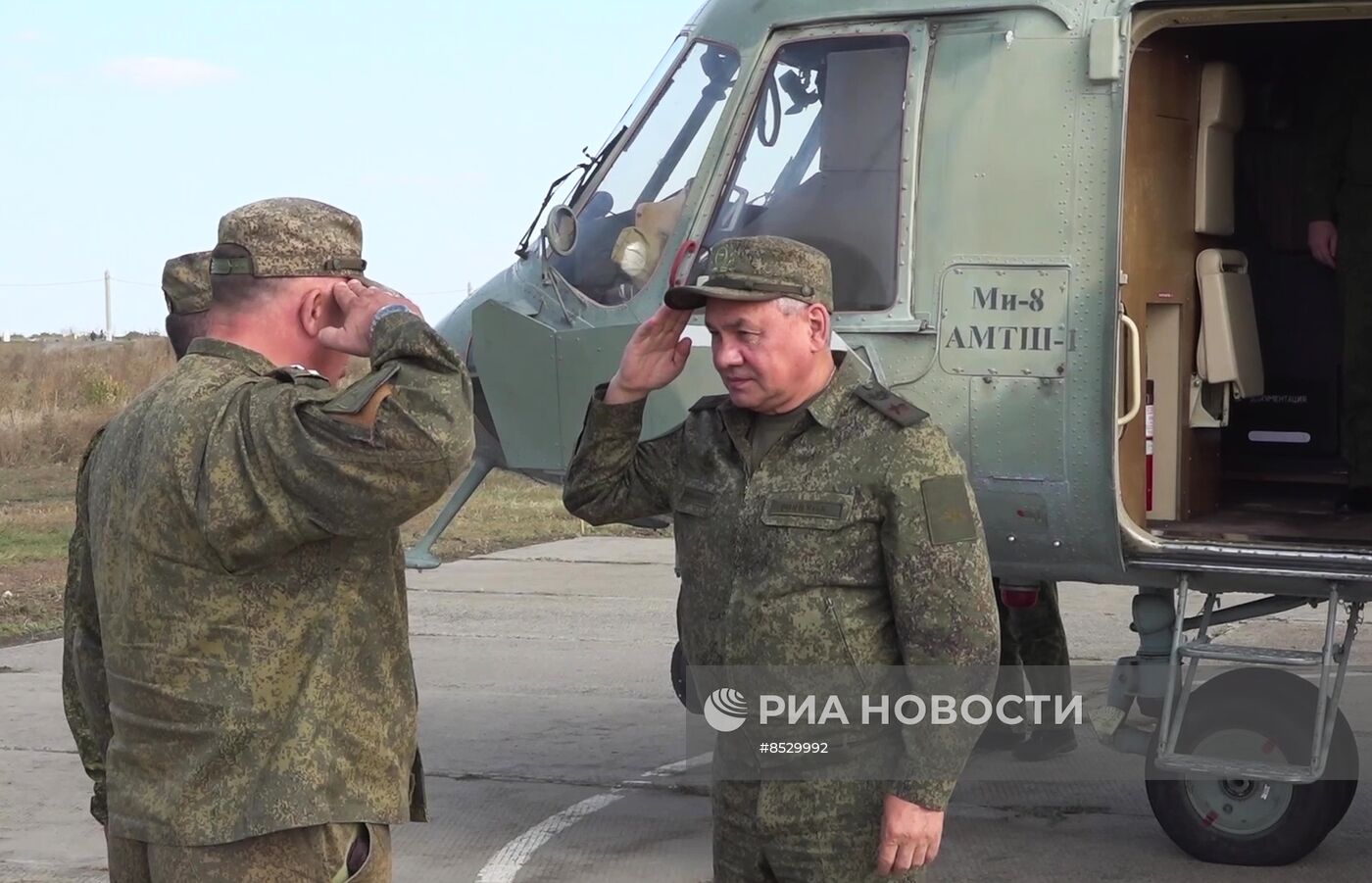 Министр обороны С. Шойгу проверил организацию боевой подготовки на полигонах ЮВО