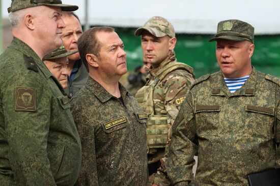 Рабочая поездка зампреда Совбеза РФ Д. Медведева в Приволжский федеральный округ