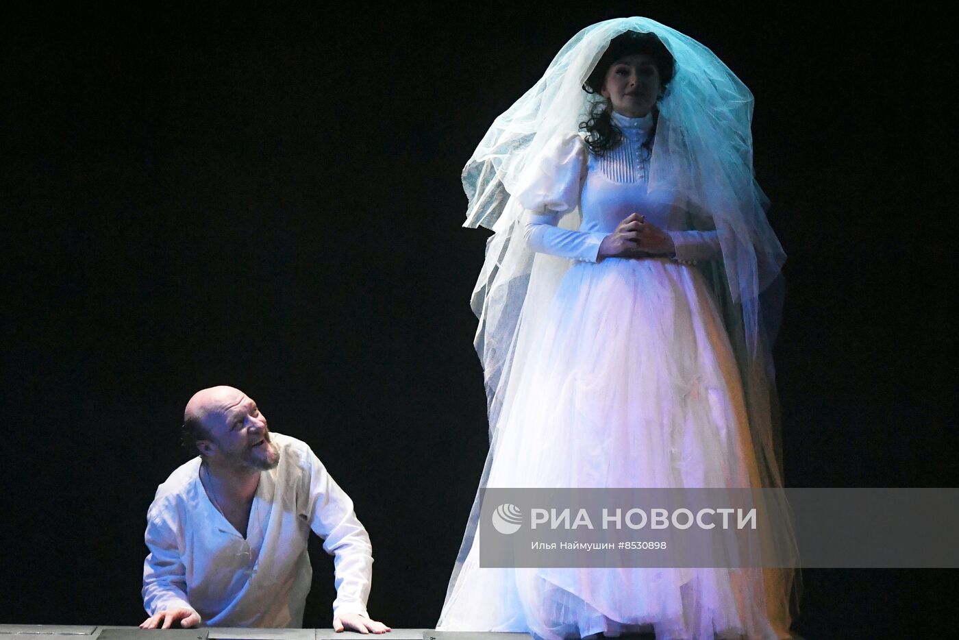 Спектакль "Мелкий бес" в Красноярском театре кукол