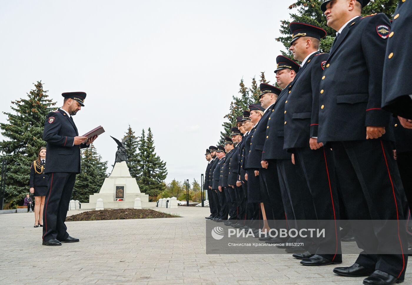 Присяга сотрудников МВД ЛНР