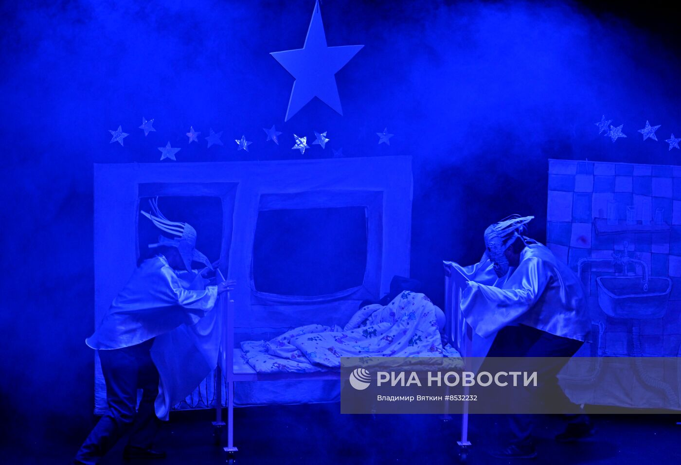 Спектакль "Письма-самолетики"