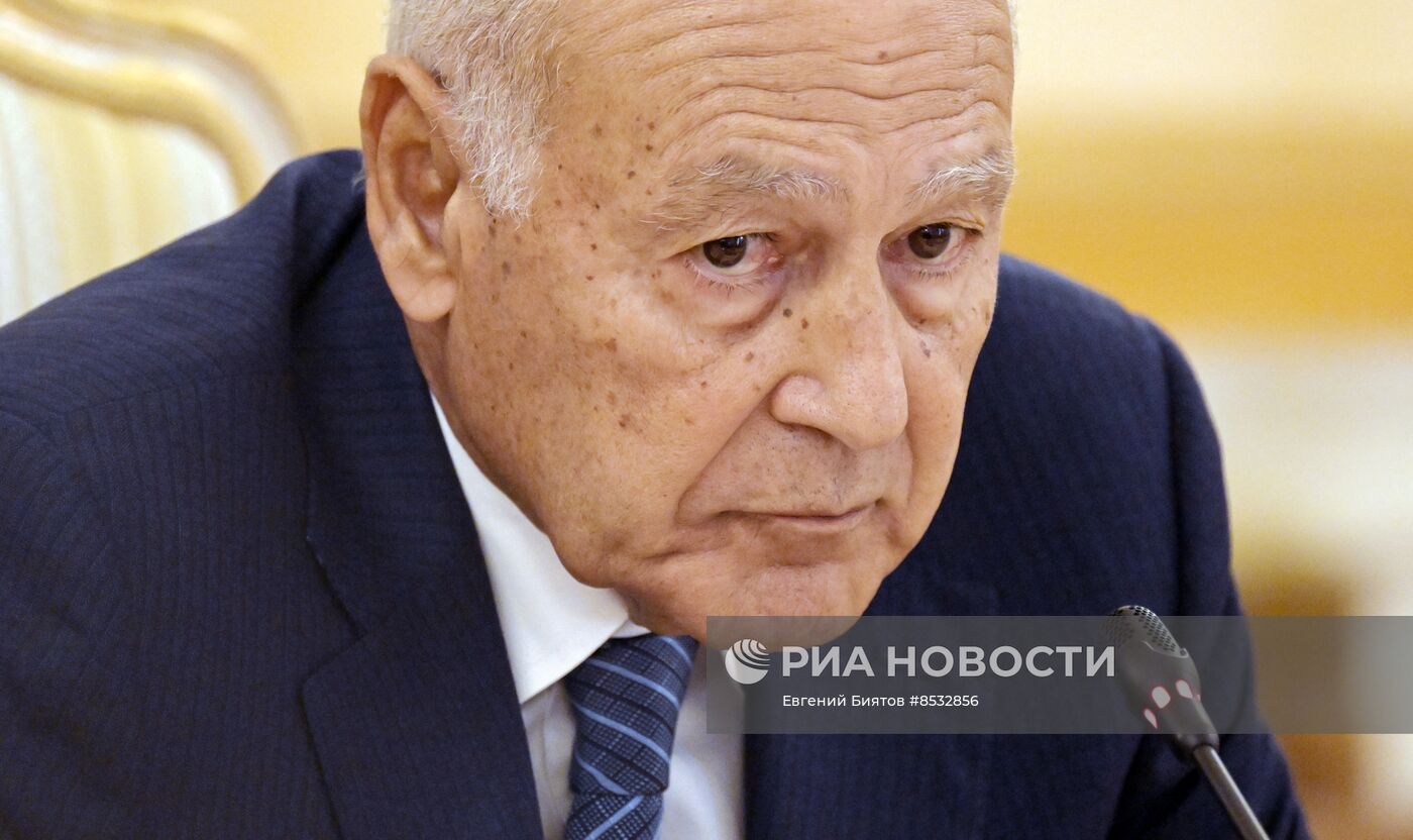 Встреча главы МИД РФ С. Лаврова и Генерального секретаря ЛАГ А. Абульгейта