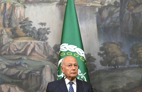 Встреча главы МИД РФ С. Лаврова и  Генерального секретаря ЛАГ А. Абульгейта