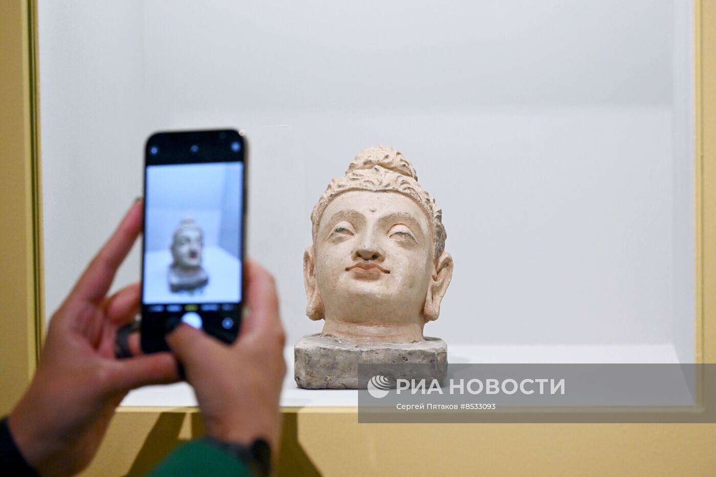 Выставка "Николай Рерих" в Москве