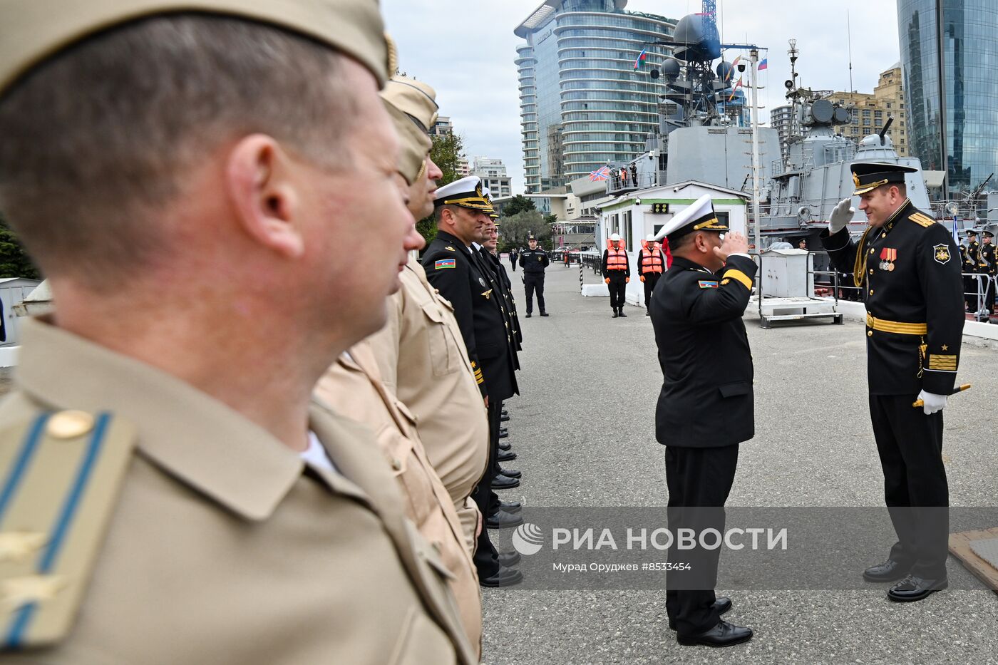 Российский корабль-ракетоносец "Татарстан" прибыл в Баку