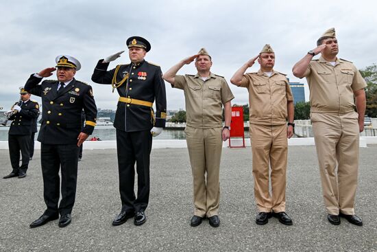 Российский корабль-ракетоносец "Татарстан" прибыл в Баку