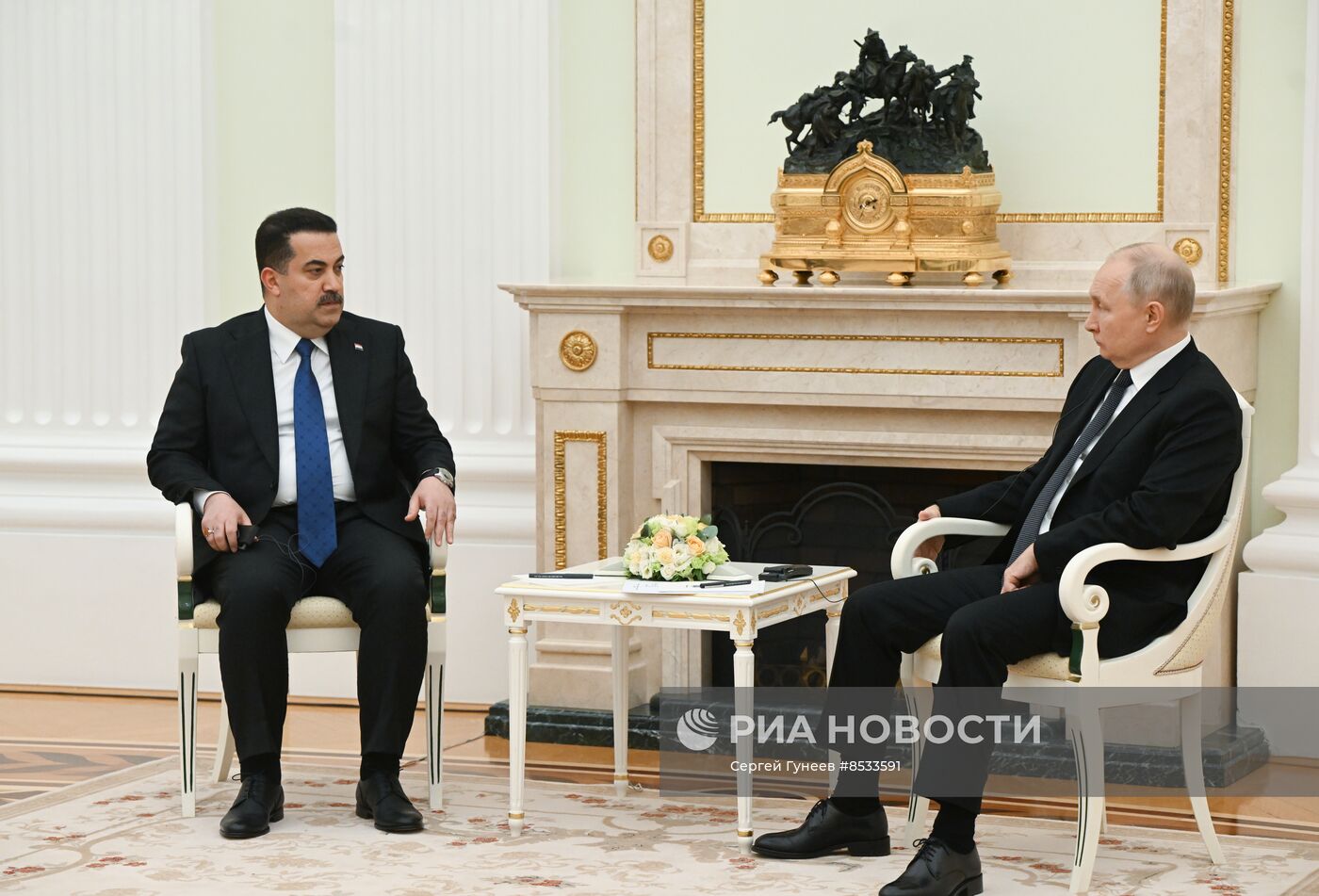 Встреча президента РФ В. Путина с премьер-министром Ирака М. ас-Судани 