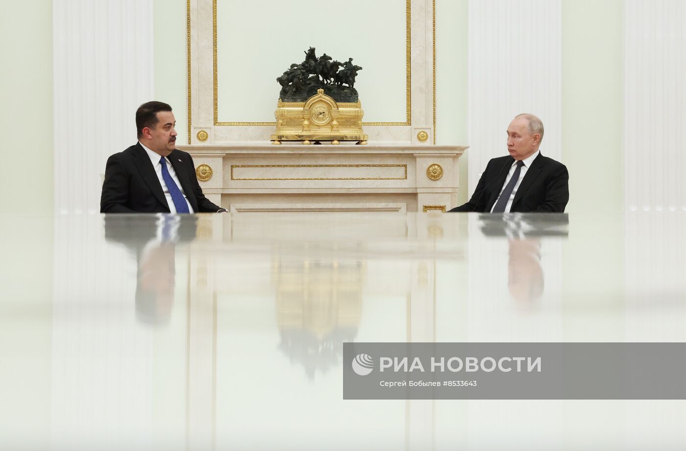 Встреча президента РФ В. Путина с премьер-министром Ирака М. ас-Судани