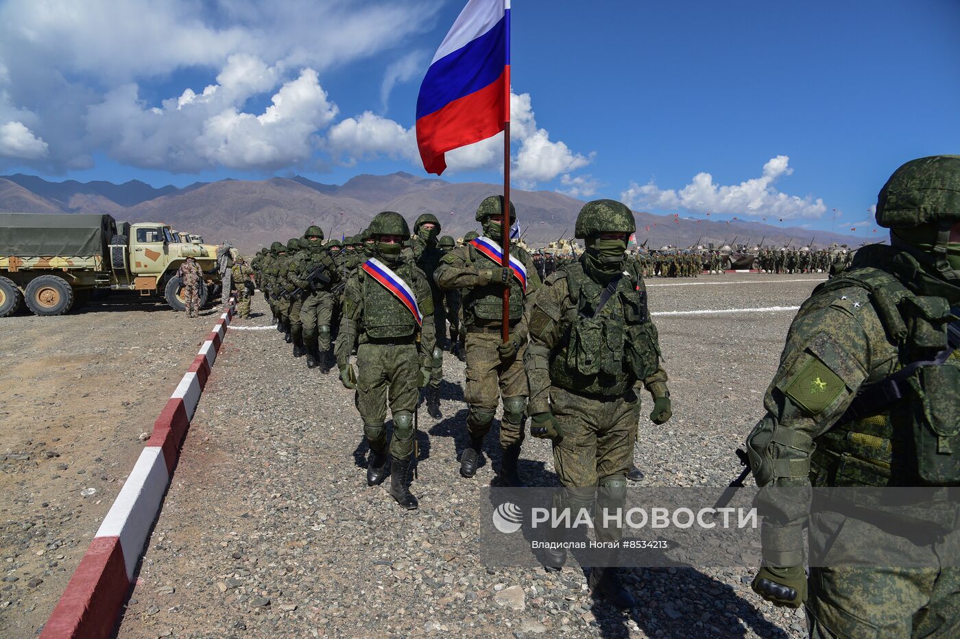 Учения ОДКБ "Нерушимое братство" в Киргизии