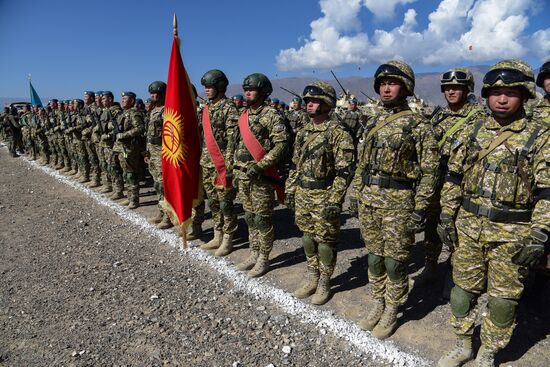 Учения ОДКБ "Нерушимое братство" в Киргизии
