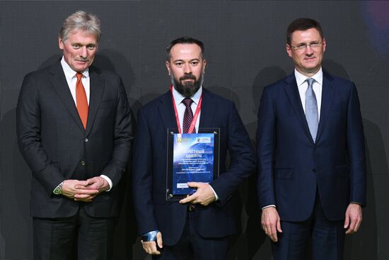 Награждение победителей конкурса "Энергия пера" в Москве