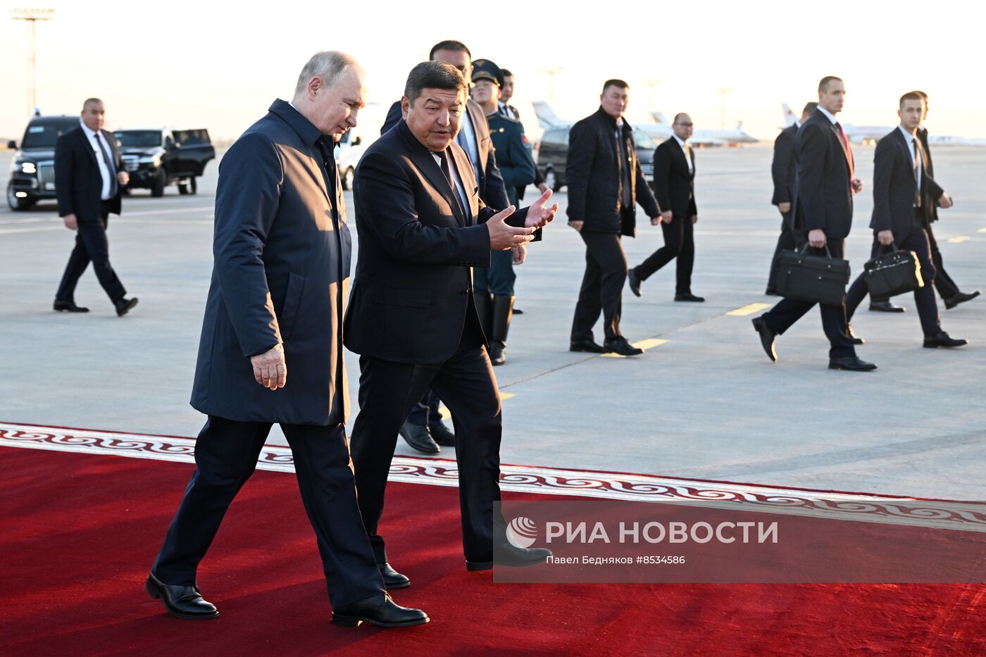 Прибытие президента РФ В. Путина в Бишкек