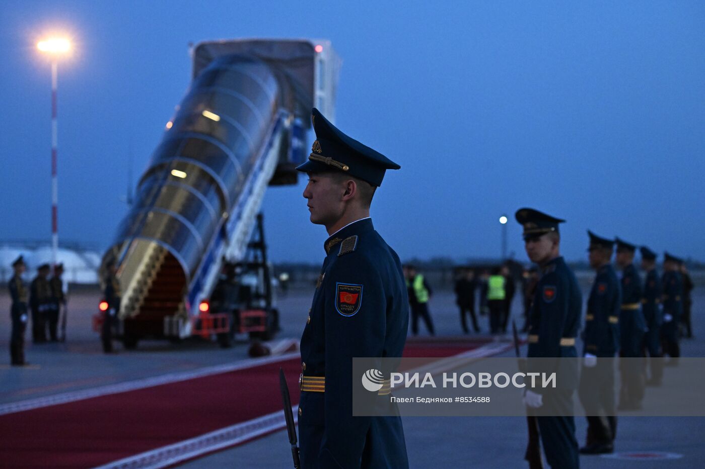 Прибытие президента РФ В. Путина в Бишкек