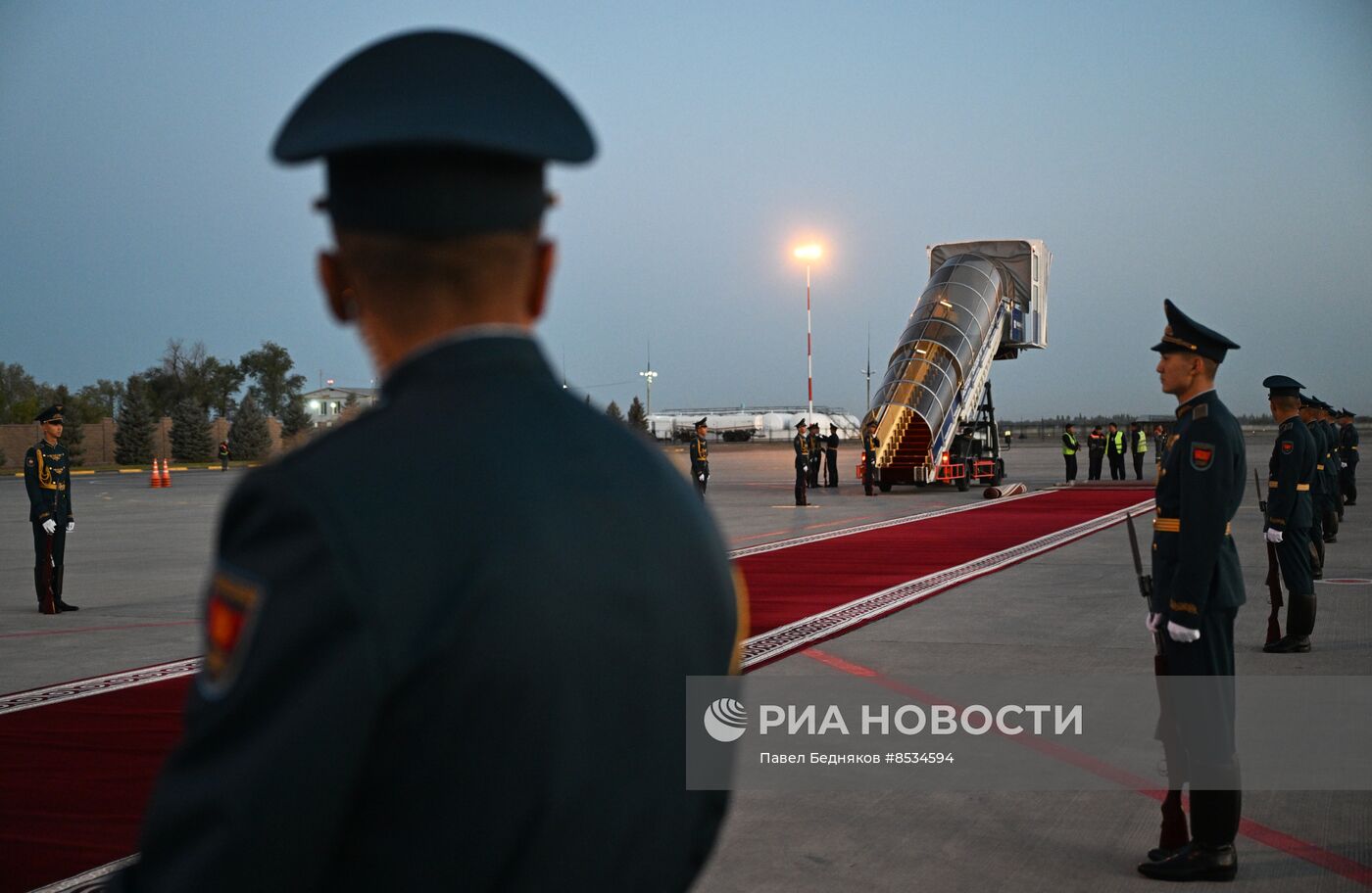 Прибытие президента РФ В. Путина в Бишкек