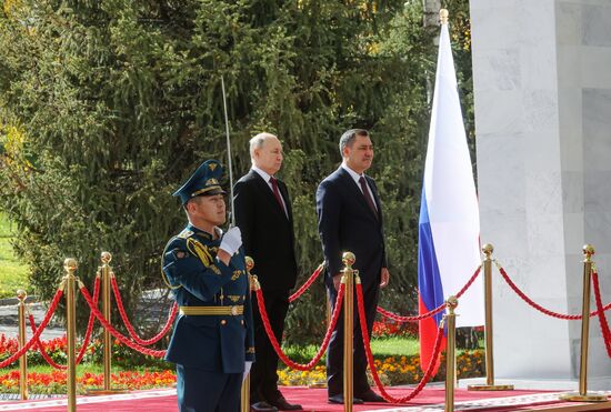 Визит президента РФ В. Путина в Киргизию