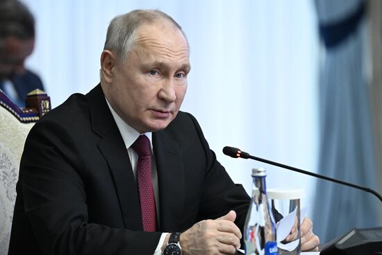 Визит президента РФ В. Путина в Киргизию