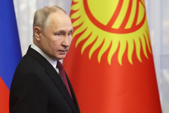 Визит президента РФ В. Путина в Киргизию