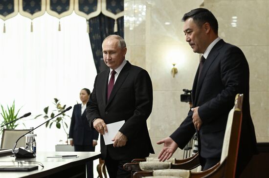 Визит президента РФ В. Путина в Киргизию