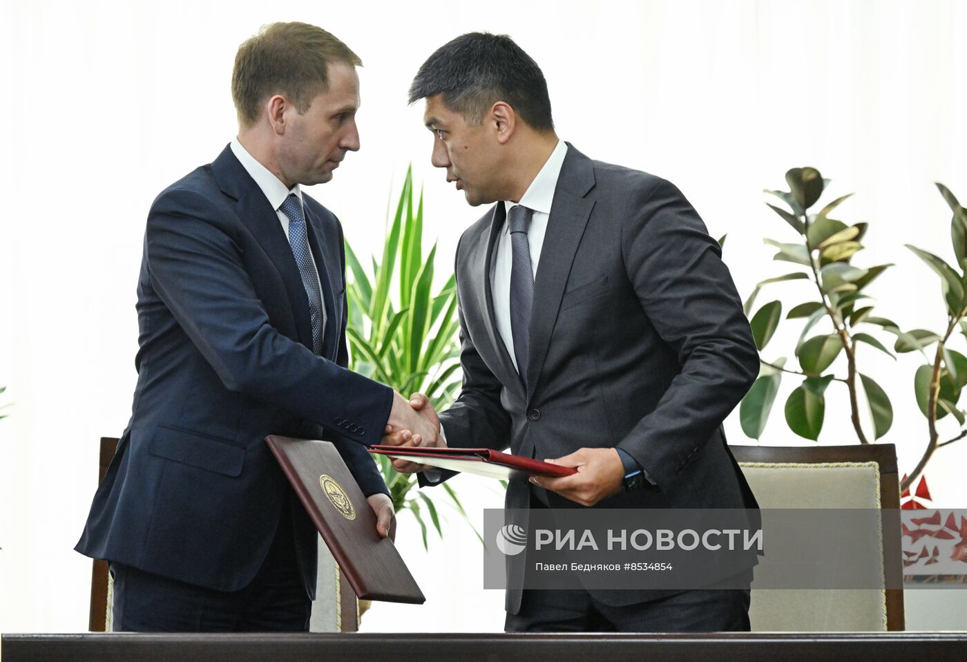 Визит президента РФ В. Путина в Киргизию