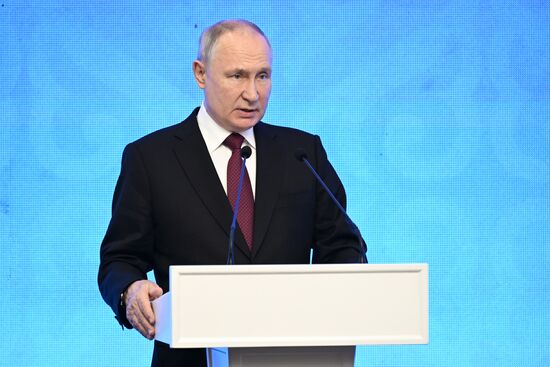 Визит президента РФ В. Путина в Киргизию