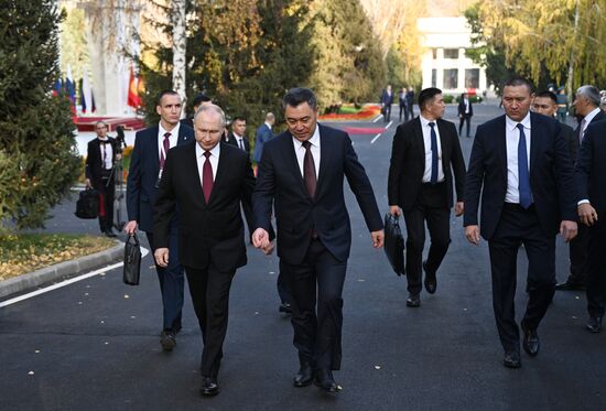 Визит президента РФ В. Путина в Киргизию
