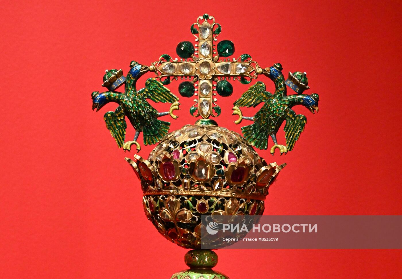 Выставка "Легенды Кремля: русский романтизм и Оружейная палата"