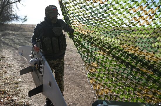 Боевая работа расчетов БПЛА "Суперкам" и артиллеристов ЦВО на Краснолиманском направлении СВО