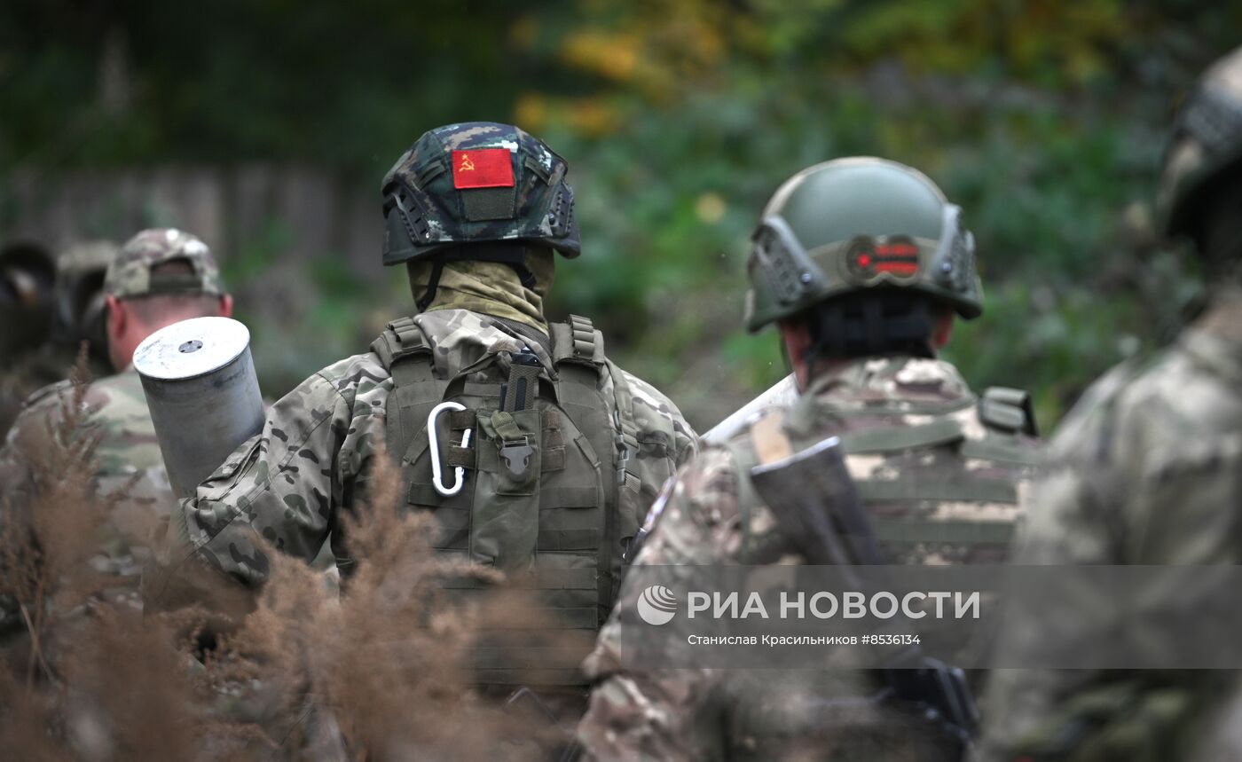 Стрельба агитационными снарядами по позициям ВСУ на Северском направлении