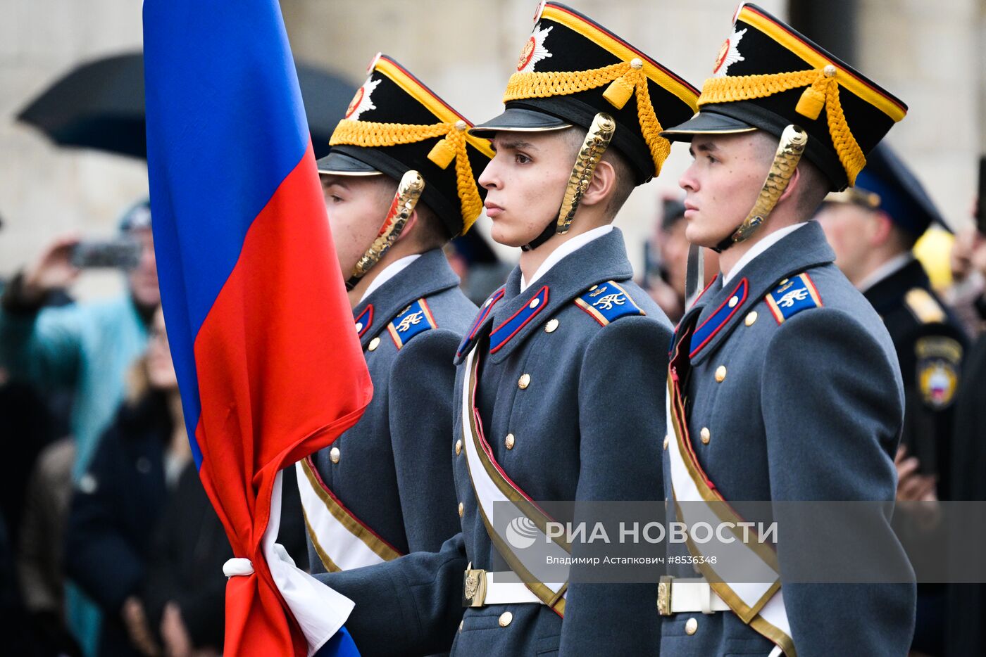 Церемония развода пеших и конных караулов Президентского полка ФСО России