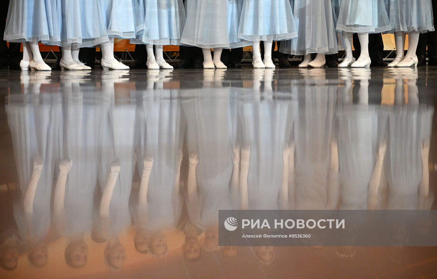 Большой осенний кадетский бал в Музее Победы