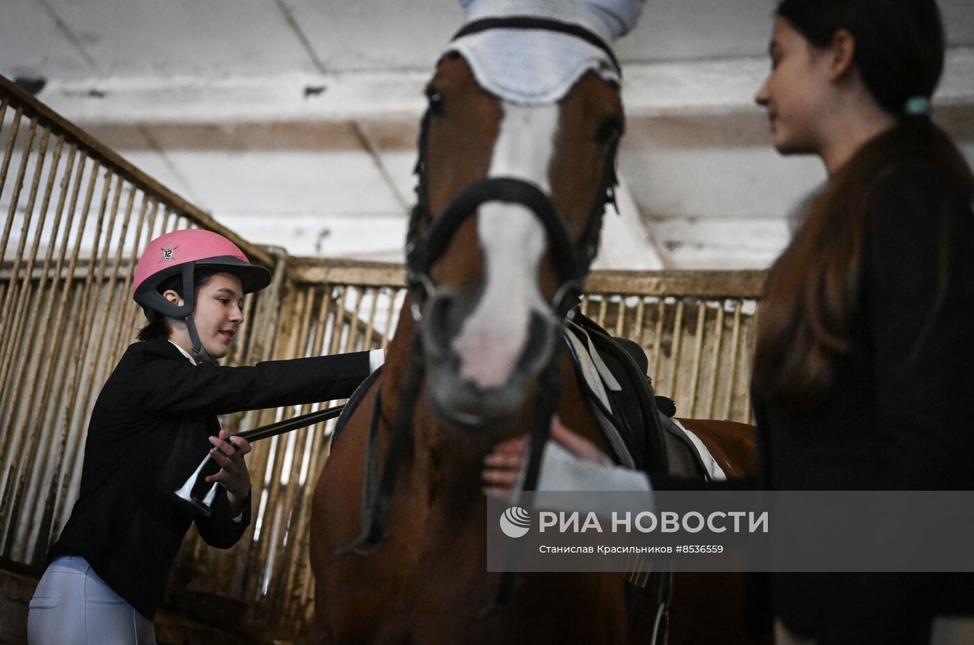 Спортивная школа по конному спорту в Луганске
