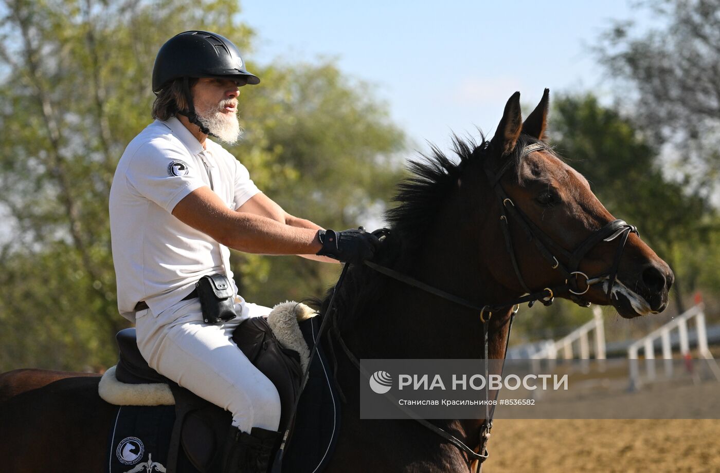 Спортивная школа по конному спорту в Луганске