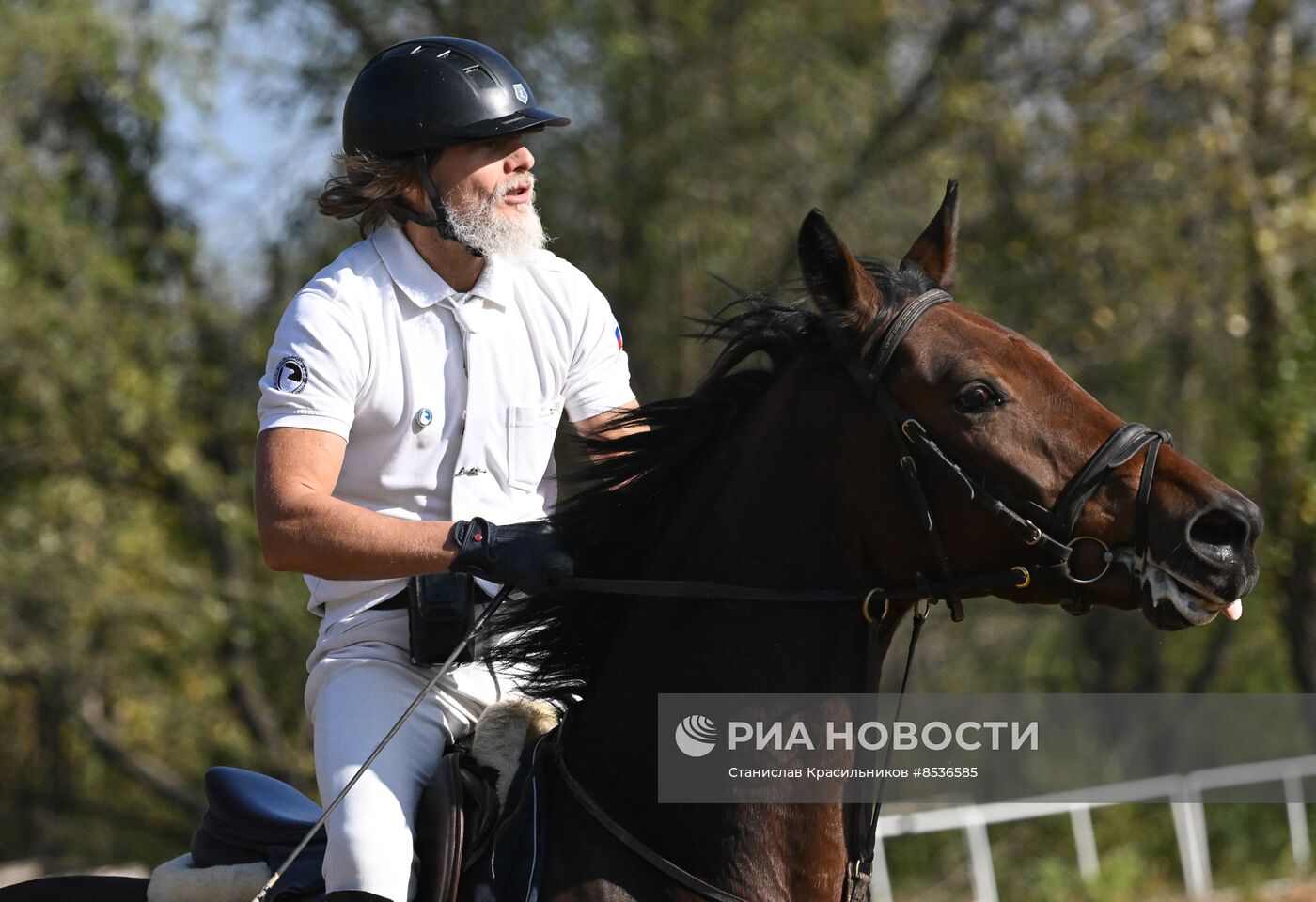Спортивная школа по конному спорту в Луганске