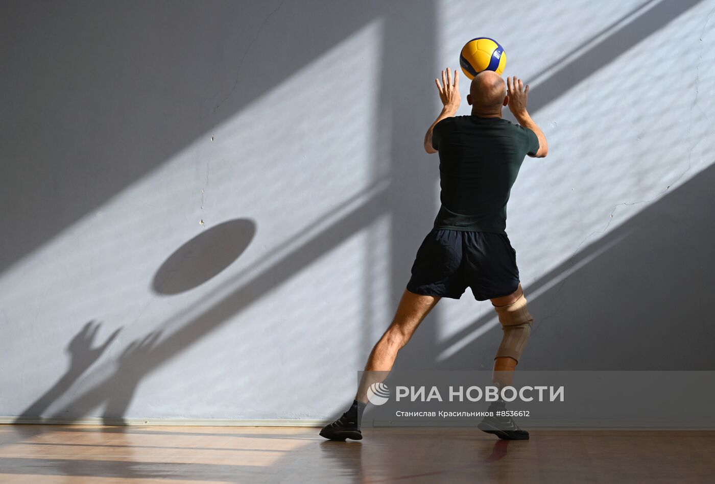 Команда по волейболу для людей с ограниченными возможностями в Луганске