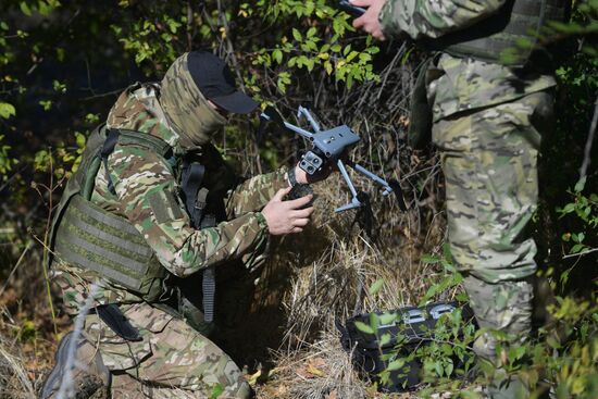 Корректировка огня танковых подразделений с помощью БПЛА в Запорожской области 