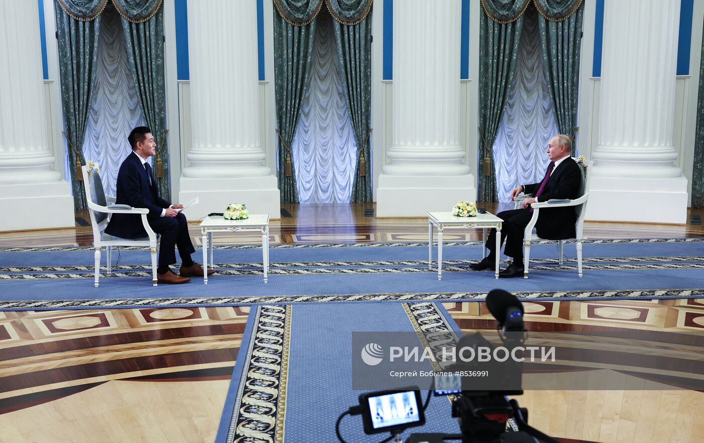 Интервью президента РФ В. Путина Медиакорпорации Китая