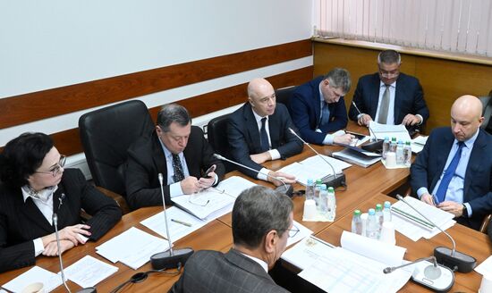 Заседание комитета по бюджету на 2024 год и плановый период 2025-2026 годов