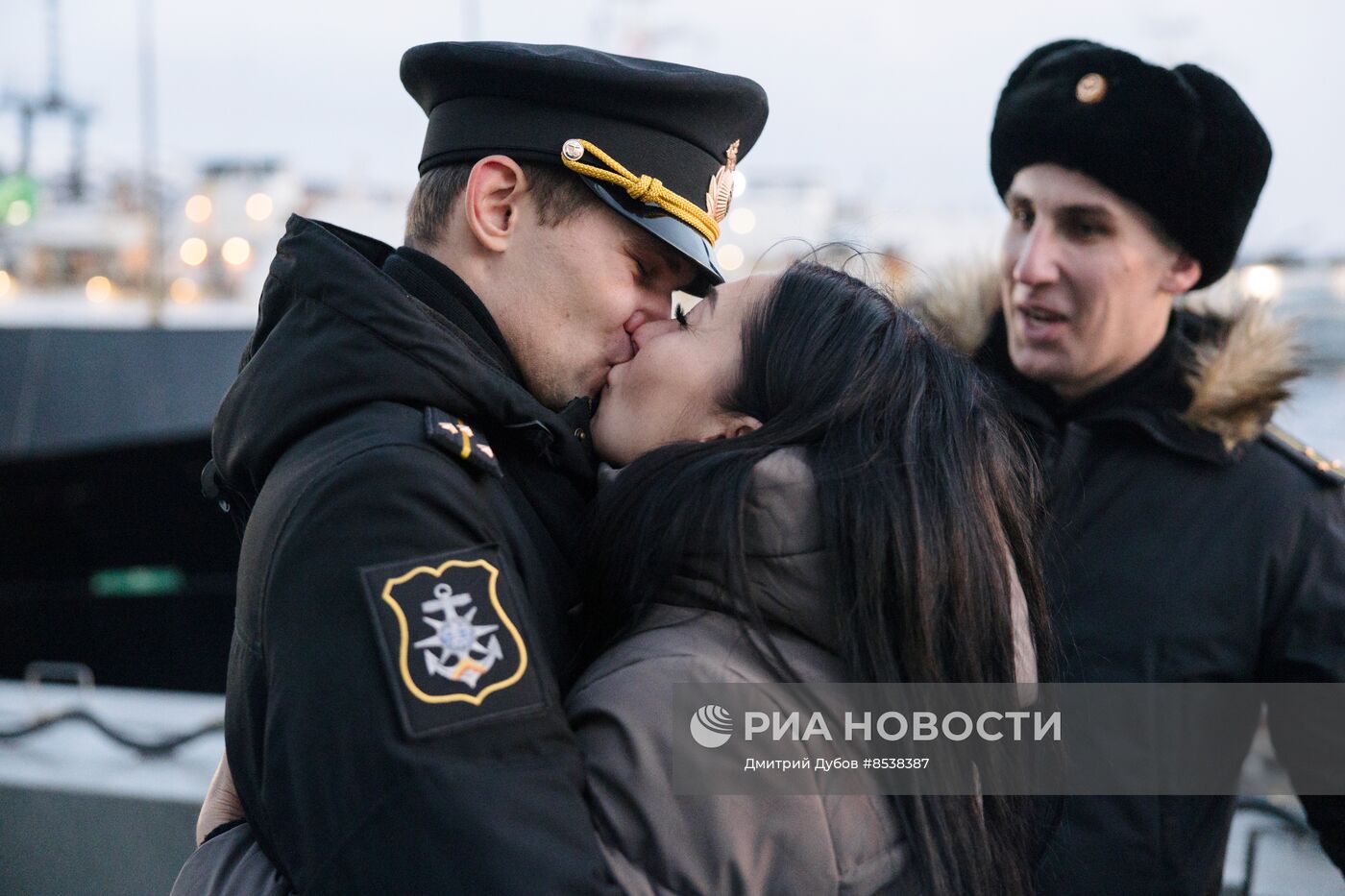 Встреча гидрографического судна Северного флота из экспедиции