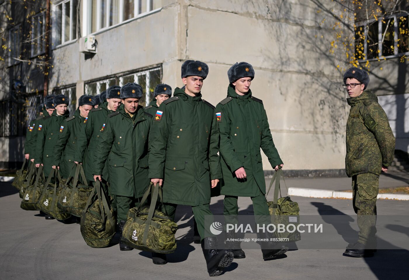 Отправка призывников к местам службы