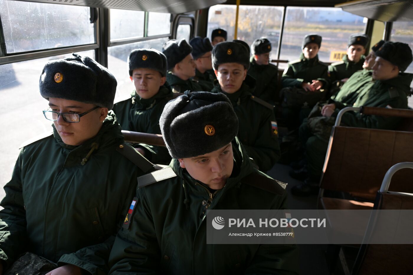 Отправка призывников к местам службы