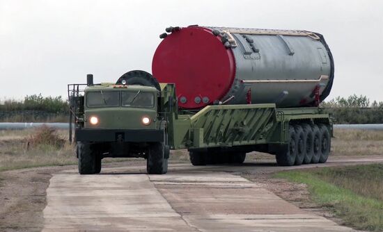 Ракетный комплекс "Авангард" заступил на боевое дежурство в Оренбургской области