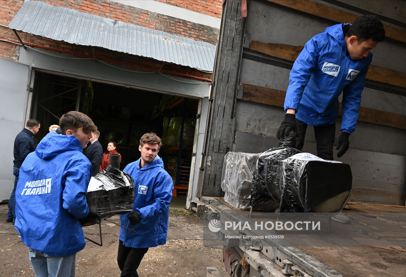 Отправка гуманитарного груза в ЛНР из Казани