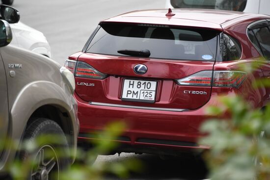 Автомобили с квадратными номерами