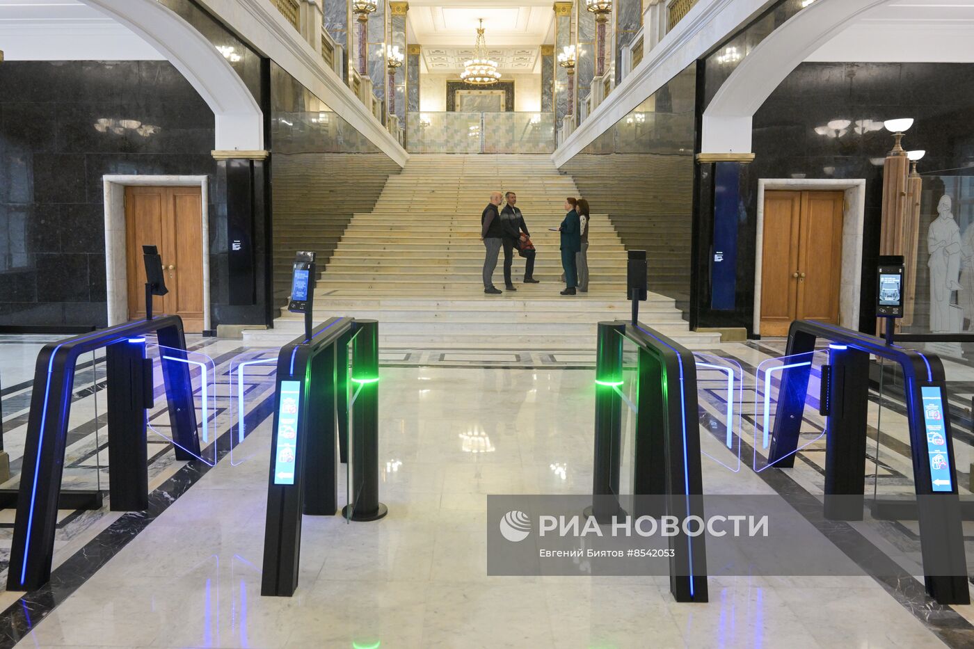 Главный вход РГБ после масштабной реставрации