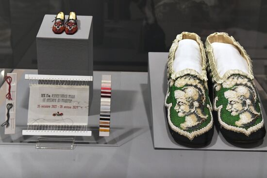 выставка век 19 й изменчивая мода