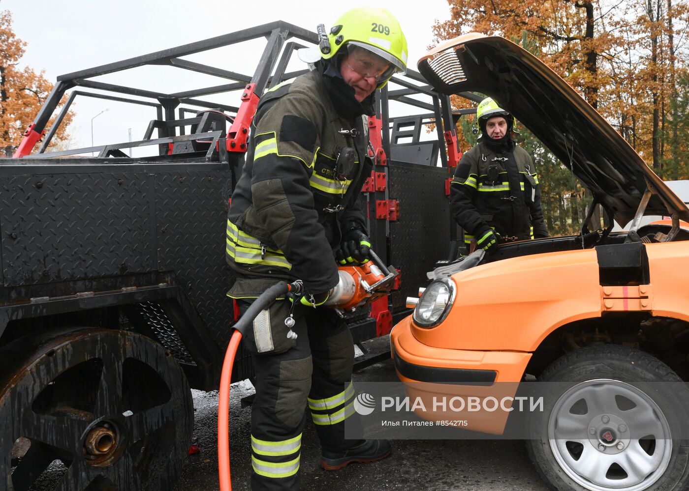 Тренировка пожарных и спасателей Москвы 