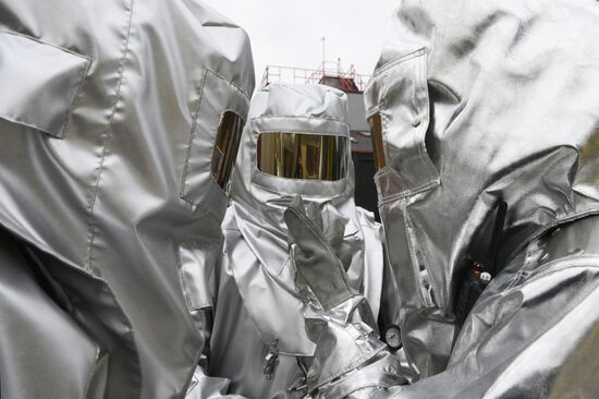 Тренировка пожарных и спасателей Москвы 